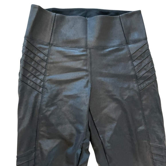 Athleta Delancey Gleam Moto Tight Women’s S Black Faux Leather Legging Ankle Zip - Picture 6 of 16